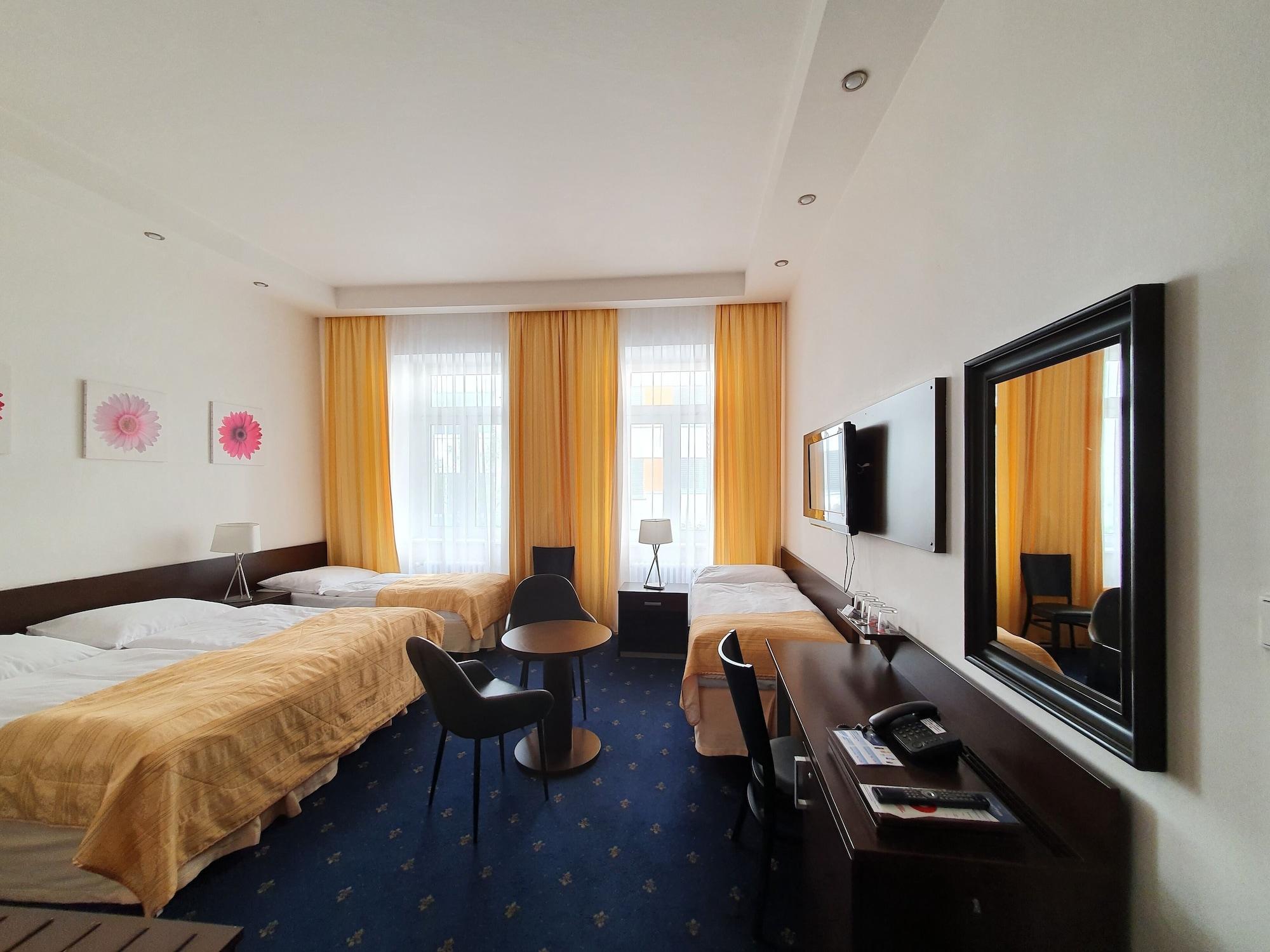 Hotel Royal Plaza Praga Zewnętrze zdjęcie