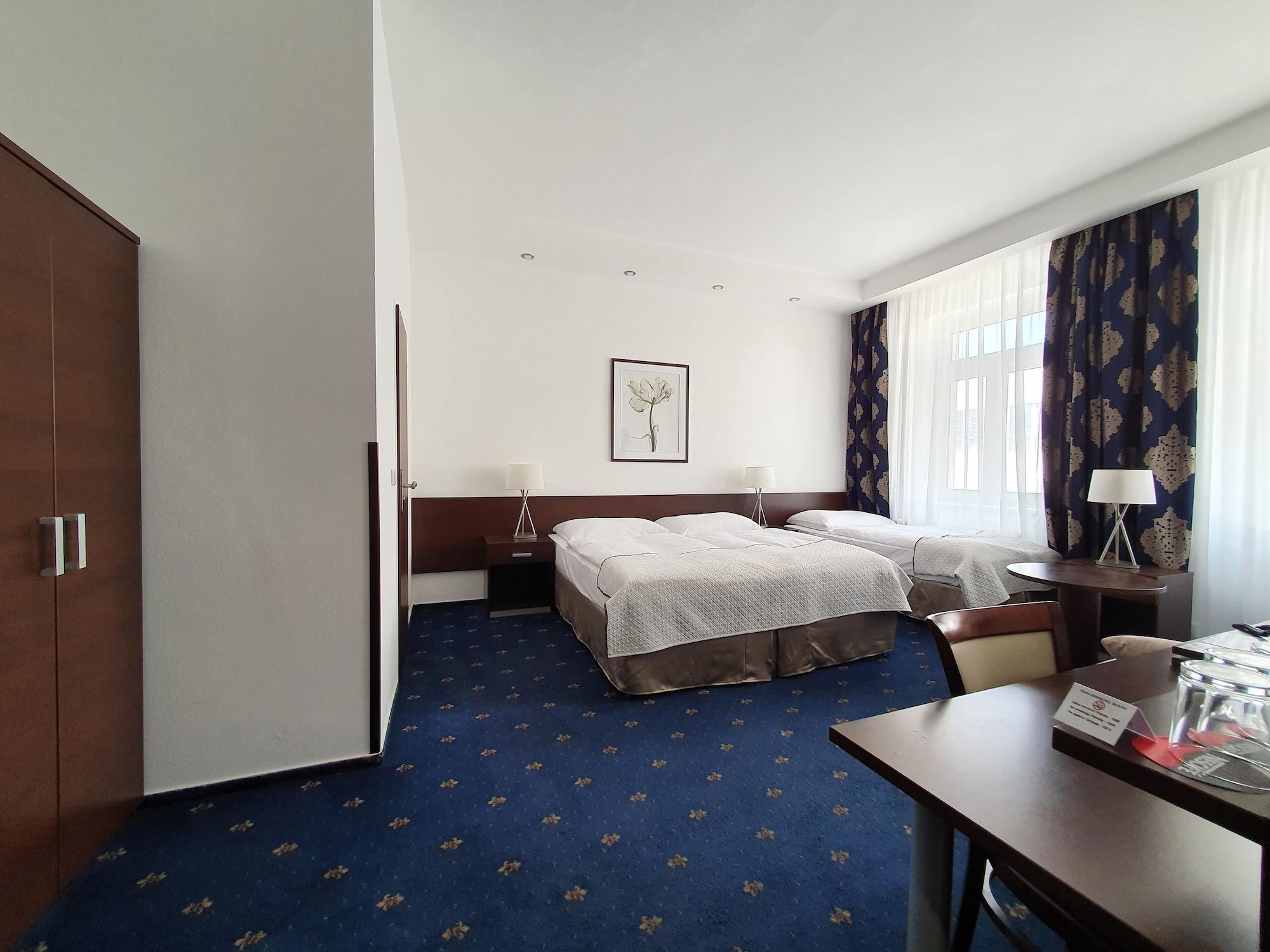 Hotel Royal Plaza Praga Zewnętrze zdjęcie